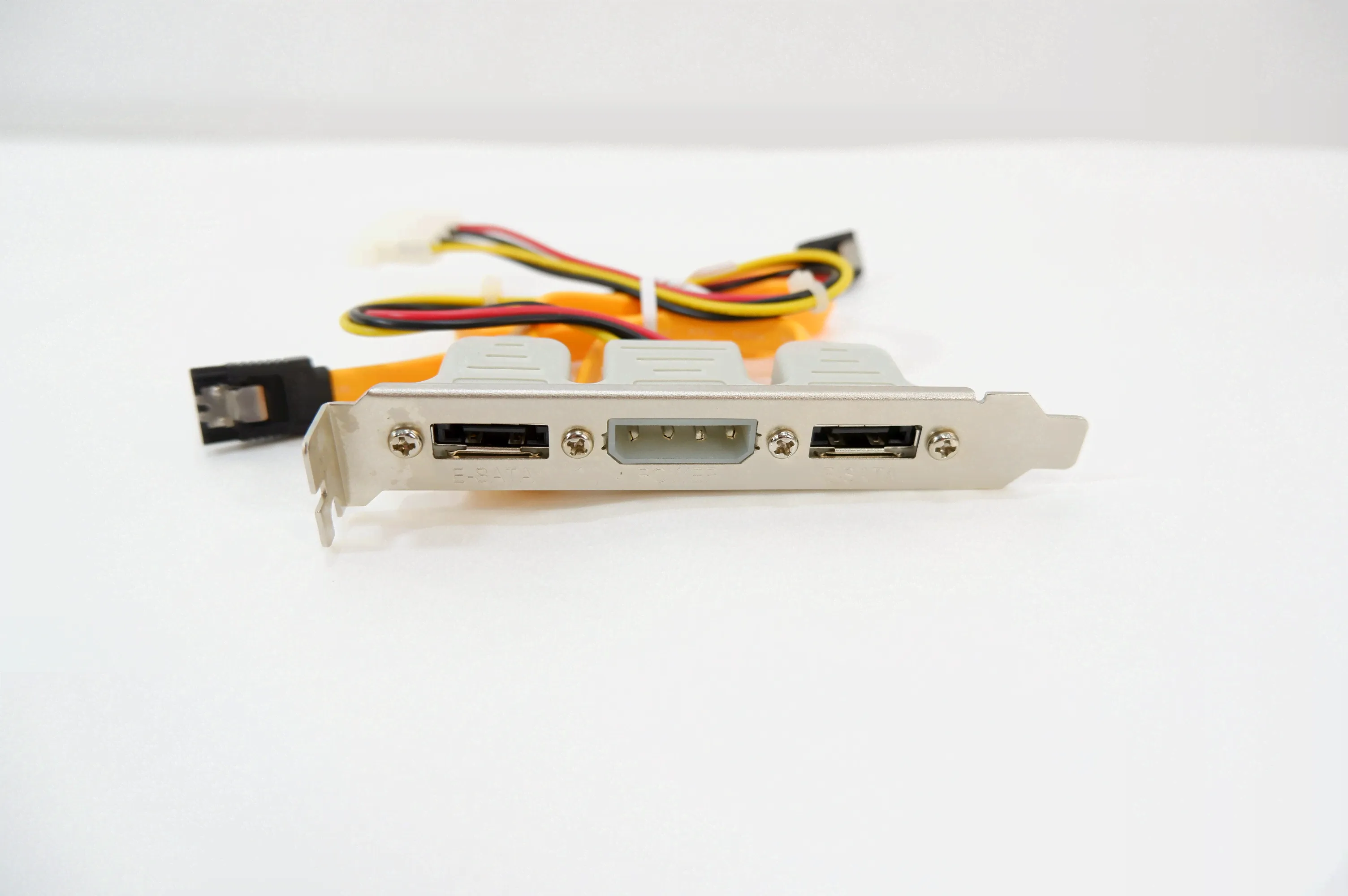 Планка на заднюю панель корпуса 2x E-SATA + Molex-0
